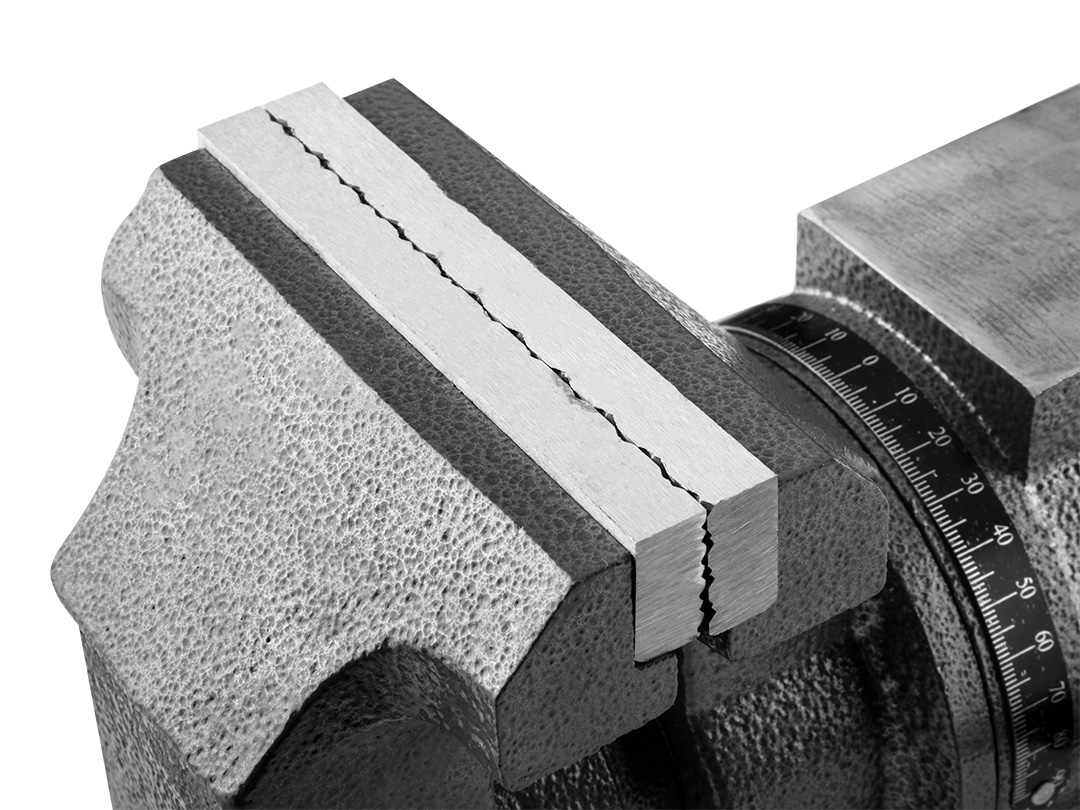 NEO IMADŁO ŚLUSARSKIE OBROTOWE ŻELIWNE 100MM 360ST DWIE OSIE KOWADŁO 35-030