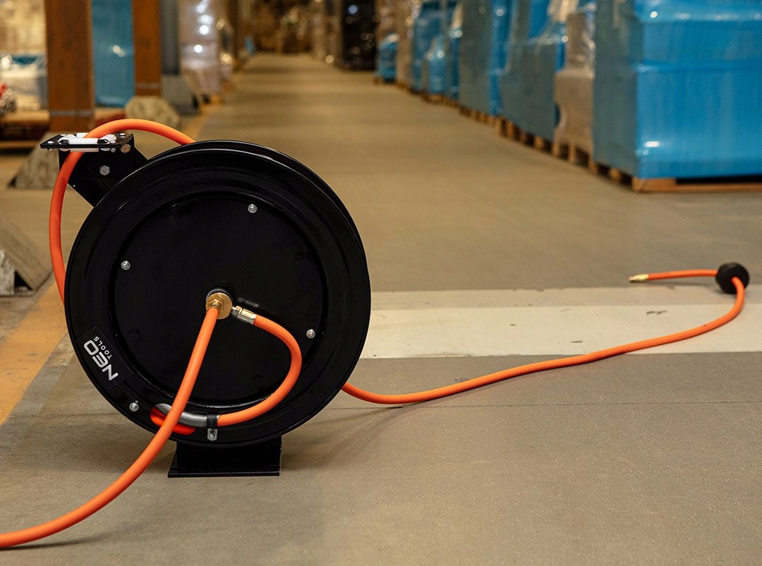 NEO ZWIJADŁO PNEUMATYCZNE METALOWE OTWARTE 9,5MM X 15M HEAVY DUTY 10-701