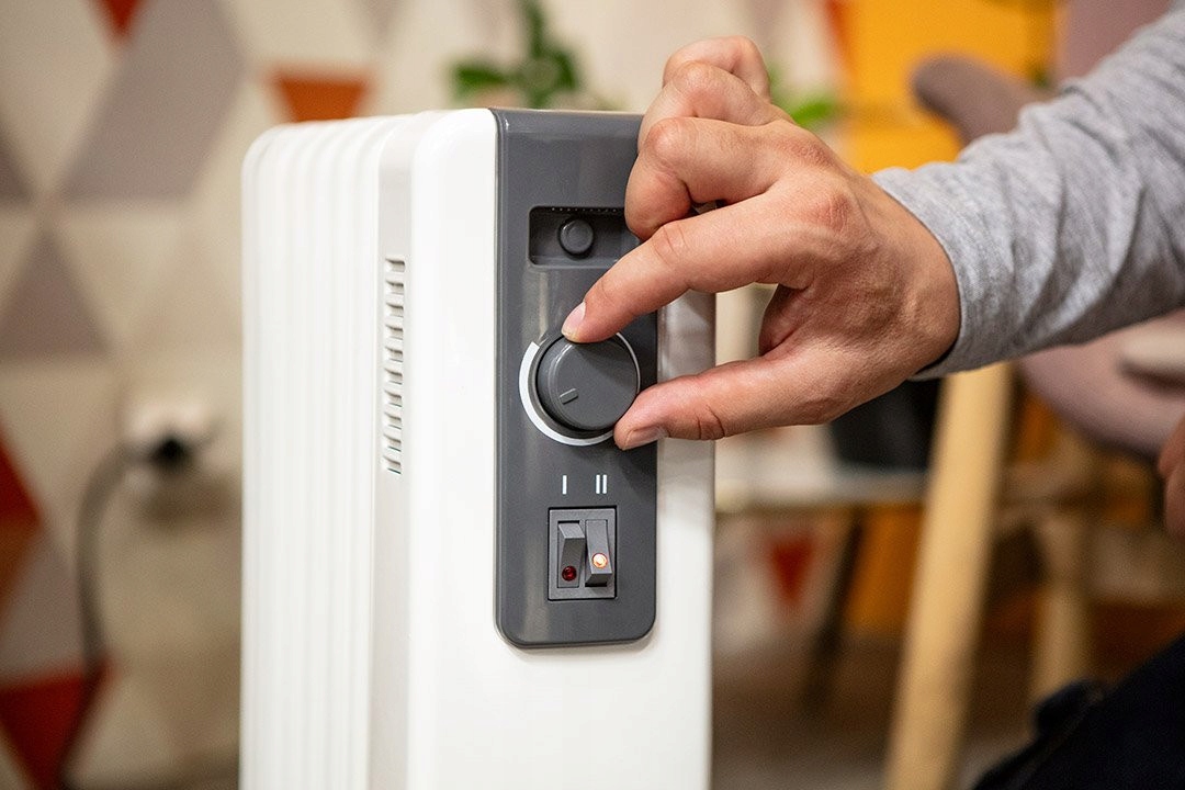 NEO GRZEJNIK OLEJOWY ELEKTRYCZNY TERMOSTAT 1500 W 7 ŻEBER ŻEBERKOWY OLEJAK