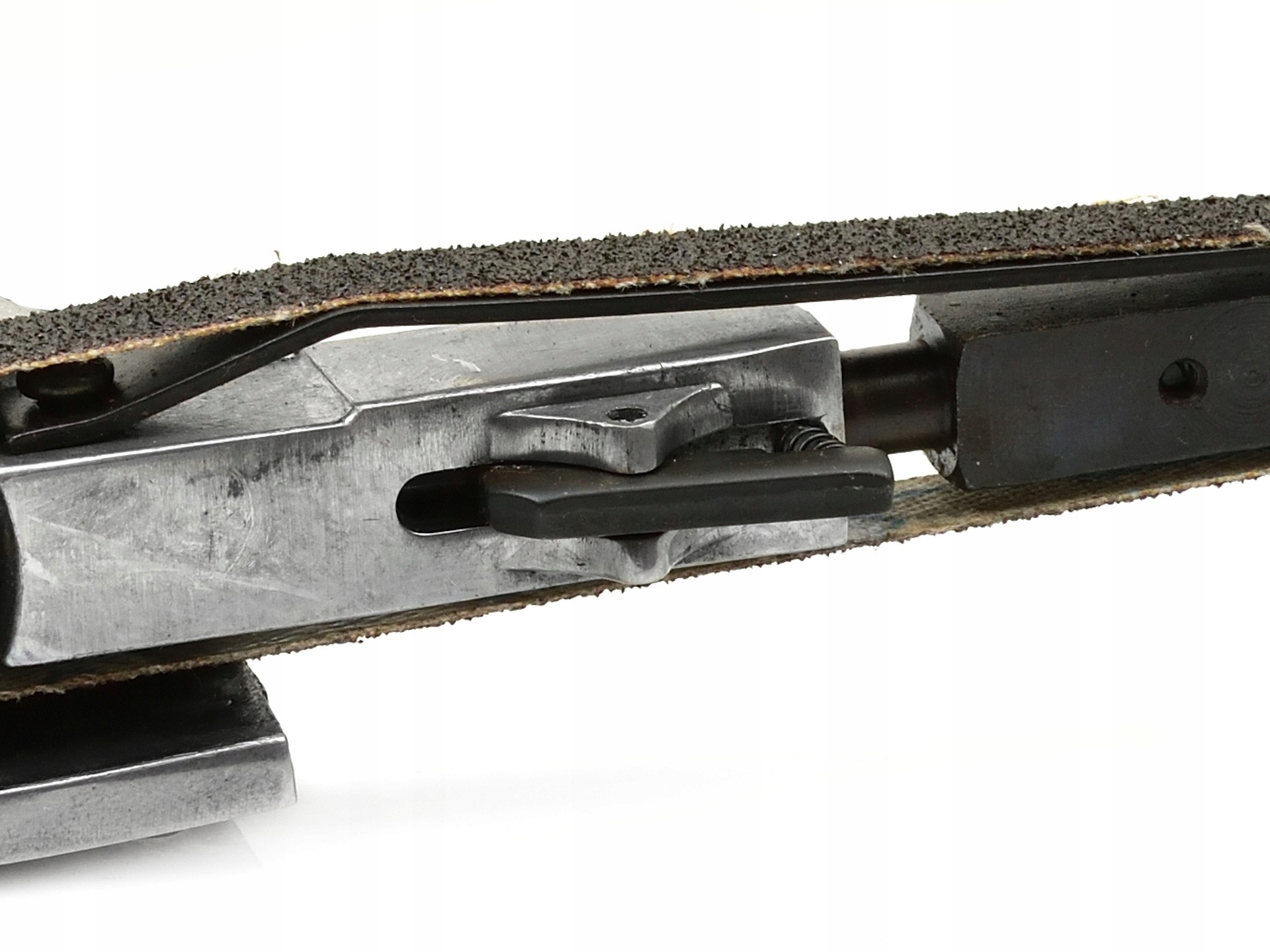 SZLIFIERKA POLERKA TAŚMOWA CZOŁG PNEUMATYCZNA 10X330MM TAŚMA