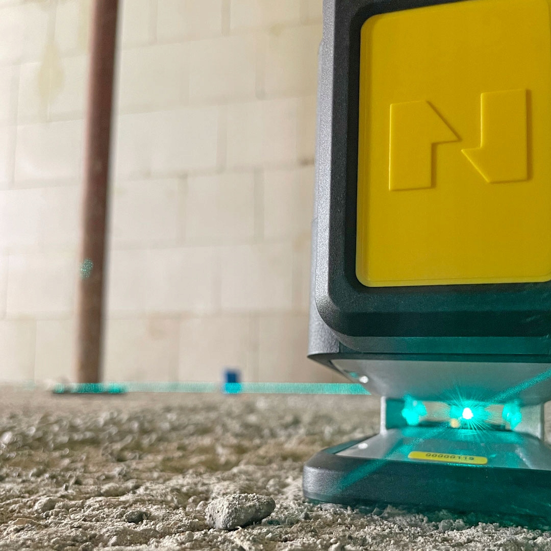 NIVEL SYSTEM LASER KRZYŻOWY 4D NIEBIESKI CL4B WALIZKA AKCESORIA TYCZKA LP36