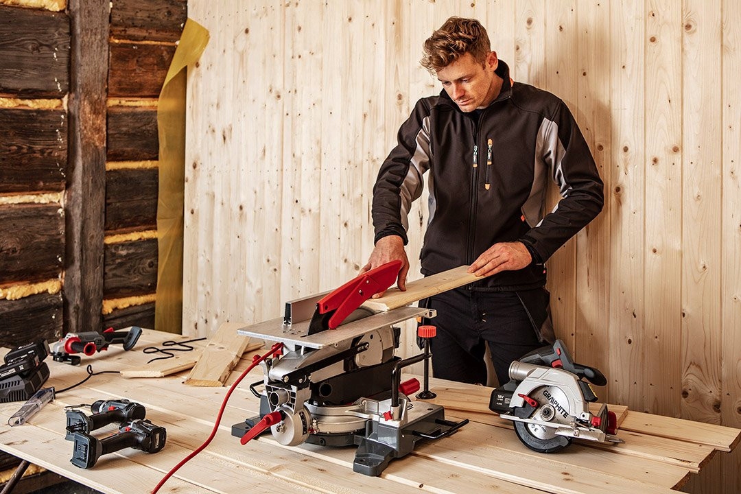 GRAPHITE PILARKA PIŁA TARCZOWA UNIWERSALNA 1600W TARCZA 254 X 30 MM 59G801