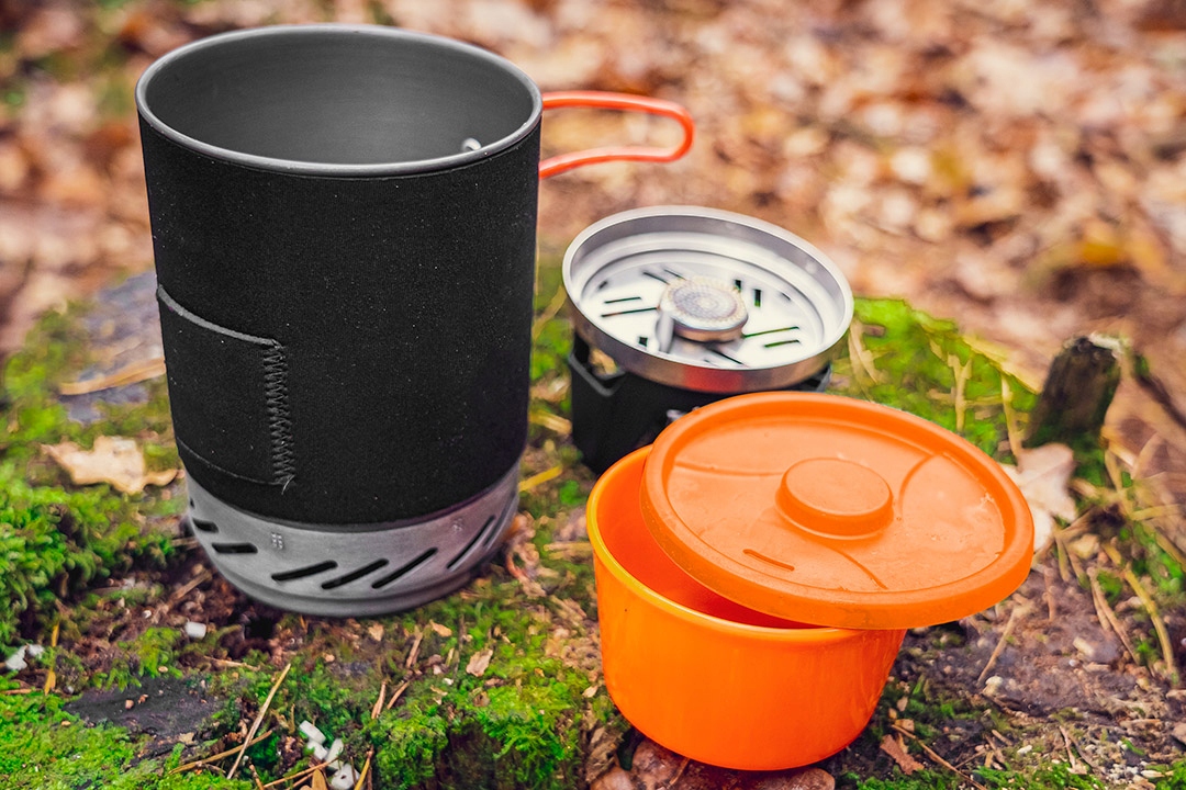 NEO 63-151 KUCHENKA TURYSTYCZNA GARNEK + PALNIK