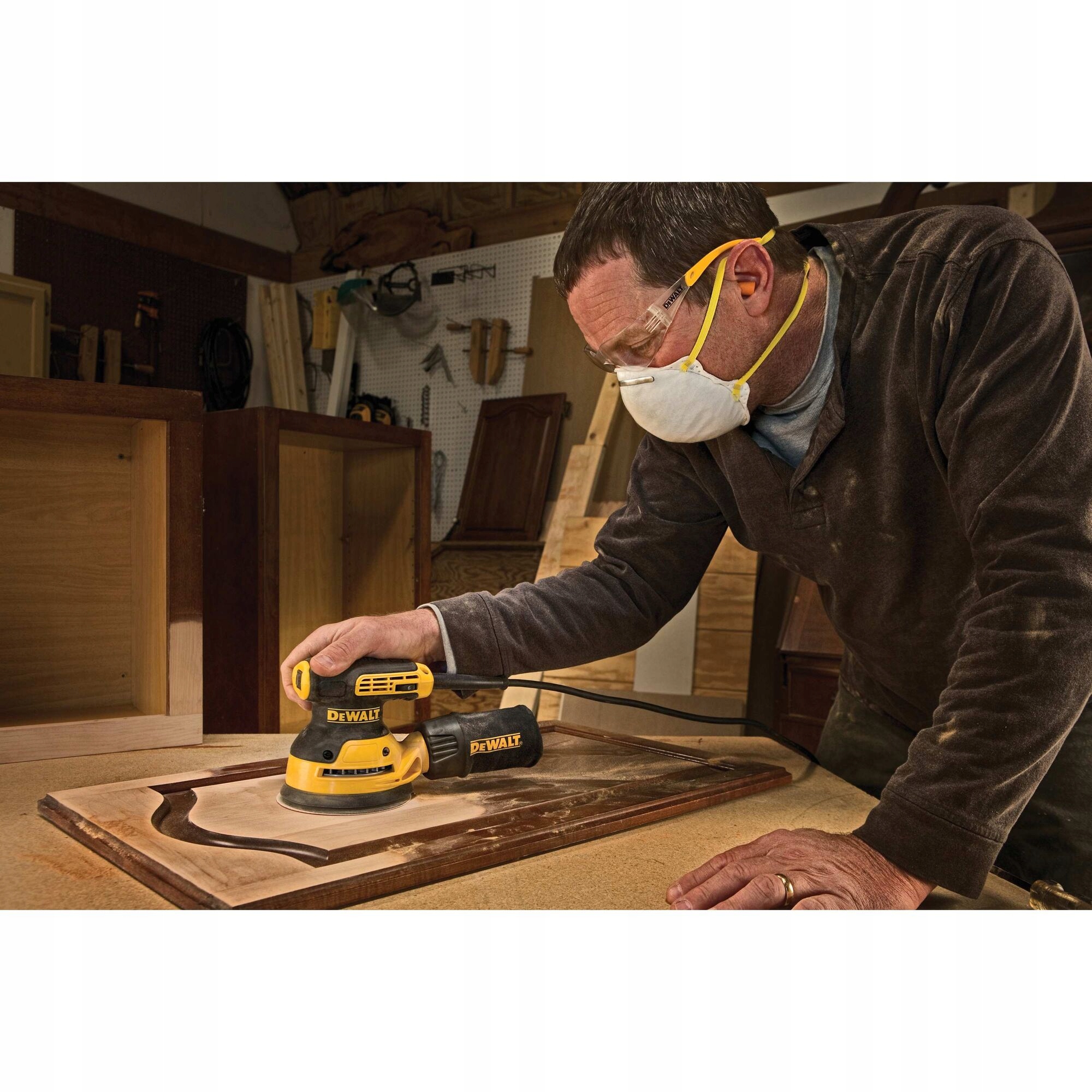 SZLIFIERKA MIMOŚRODOWA DEWALT DWE6423 125mm 280W