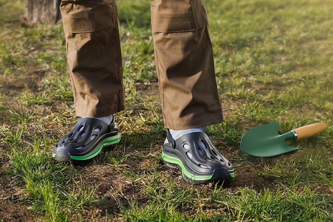 NEO CHODAKI Z PASKIEM BUTY PIANKOWE LEKKIE KAPCIE SANDAŁY OGRODOWE r. 40/41