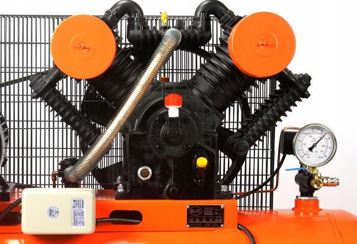 BJC KOMPRESOR 4 TŁOKOWY V-1.05T 12,5 7,5 kW 12 bar ZBIORNIK 350L M88035