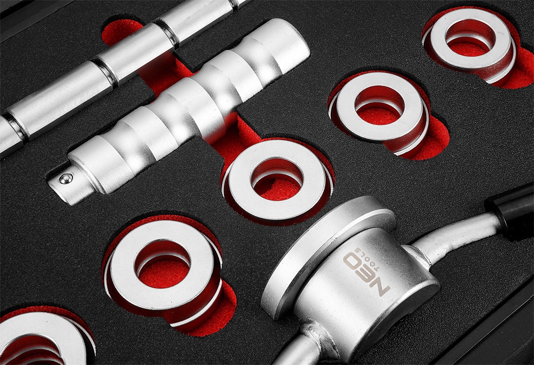 NEO ZESTAW DO MONTAŻU ŁOŻYSK GŁÓWKI RAMY MOTOCYKLA