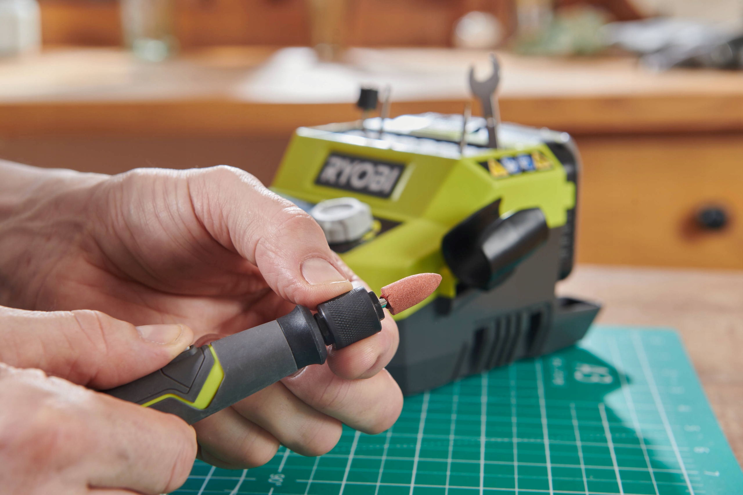 RYOBI RRTS18-120GA35 MULTISZLIFIERKA GRAWERKA +2Ah