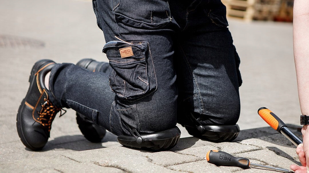 TOPEX NAKOLANNIKI OCHRONNE GUMOWE REGULOWANE ZAPIĘCIA 82S160