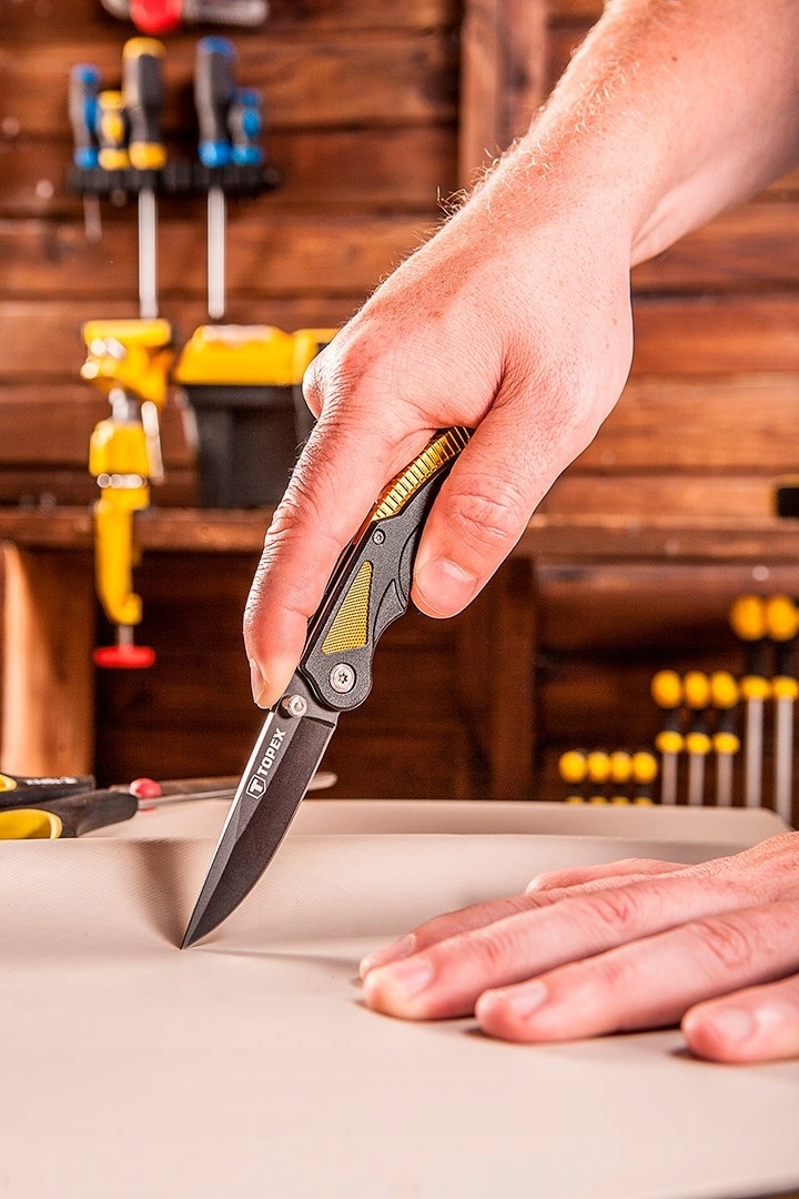 TOPEX NÓŻ SKŁADANY Z BLOKADĄ MAŁY OSTRZE 70mm + POKROWIEC SURVIVAL 98Z106