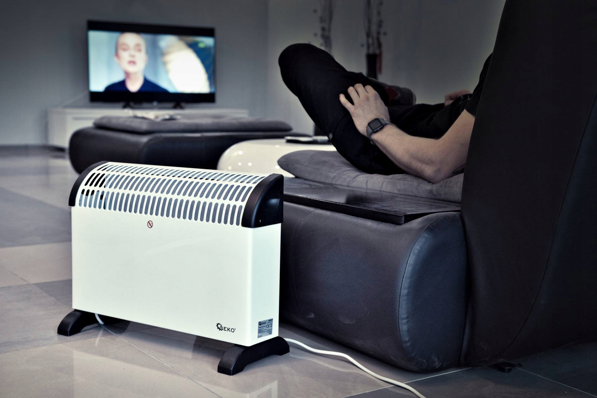 GRZEJNIK KONWEKTOROWY Z TERMOSTATEM 750/1250/2000W TERMOSTAT 2000W BIAŁY