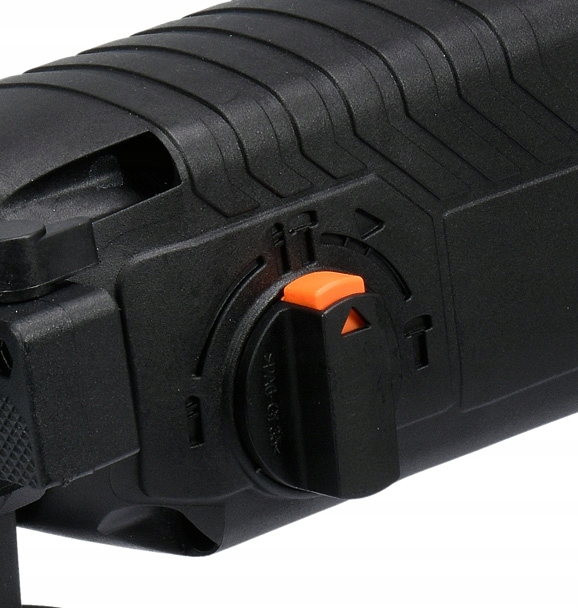 UNIWERSALNA MŁOTOWIERTARKA SDS PLUS 620W 3FUNKCJE WIERTŁA SDS WALIZKA 9054