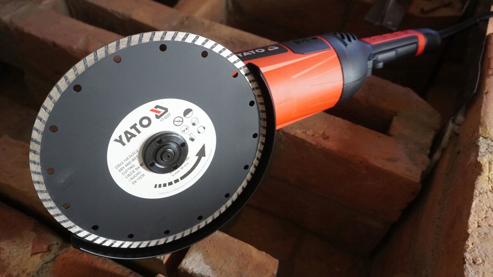 YATO TARCZA DIAMENTOWA SEGMENTOWA DO BETONU TURBO 230 MM YT-6025