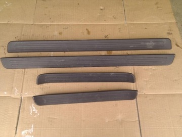 Планка порогова накладка ліва перед mazda 6 gh 08- фото №1