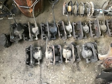 Mercedes b клас w245 супорт гальмівний перед зад фото №1