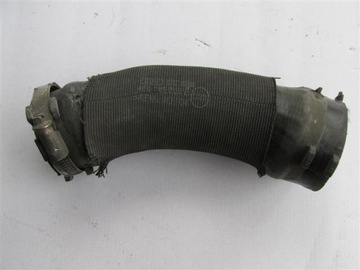 Audi a6 a8 шланг интеркулер 4f0145709e фото №1