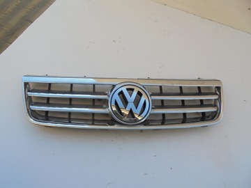 Решітка решітка радіатора volkswagen touareg фото №1