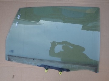 Nissan almera tino скло двері задня права зад фото №1