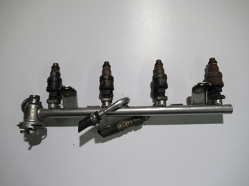 Планка вприскувальний vw passat b6 2.0 alt 058133681 фото №1