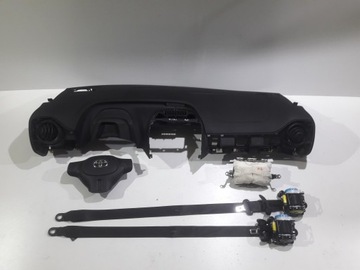 Toyota aygo панель консоль подушка безпеки подушки ремені фото №1