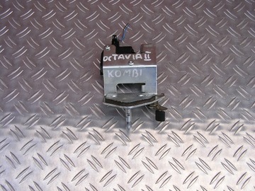 Замок задней крышки skoda octavia ii 1z9827511c фото №1