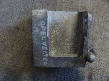 Лапи двигателя opel vectra c 1.9 24459821 фото №1