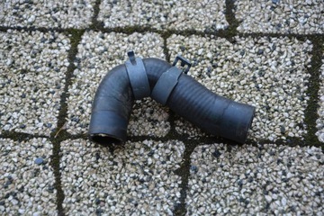 Труба шланг водяний audi q7 7l0819329a фото №1