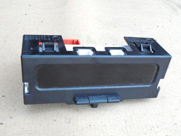 Megane ii дисплей часы 8200107839 фото №1