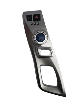 Панель старт планка toyota prius plus 12-15r фото №1