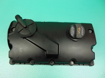 Крышка клапанов 1,9tdi passat b5 a4 b6 038103469 фото №1