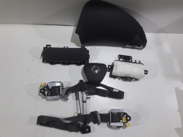 Ssangyong tivoli подушка безпеки водія пасажир коліна pas фото №1