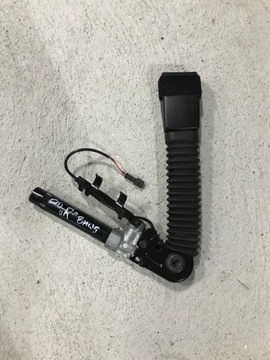 Bmw 5 f10 f11 натягувач ременя праві перед фото №1