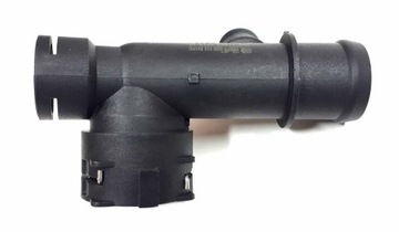 Штуцер води octavia golf passat 2.0 5q0122291bg фото №1