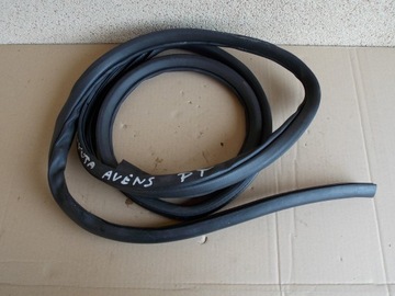 Avensis t25 03- универсал прокладка дверь правые зад фото №1