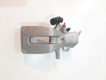 Супорт зад лівий audi a8 d2 фото №1