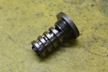 Клапан управляющий golf vi ccz 2.0 tfsi 06h109257c фото №1