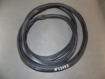 Audi a8 4n прокладка дверь правые зад 4n4833722 фото №1