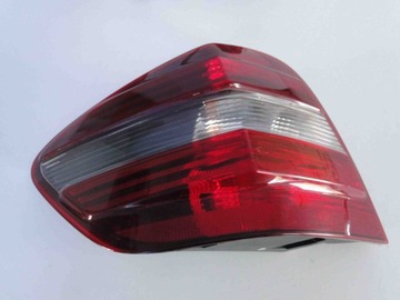 Mercedes ml w164 лампа задня ліва 164 фото №1