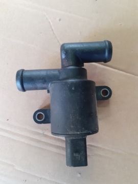 Клапан электромагнитный vw aud 2.0 tdi 4h0121671b фото №1