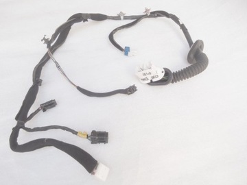 Kia carens 2005r установка дверь перед правые 3k2fa-67-200 фото №1