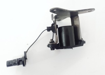 Mercedes датчик рівня масла a0011531132 фото №1