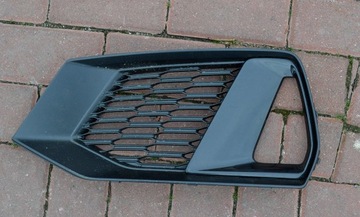 Решётка audi s7 4k8 a7 s line теневая линия идеальная фото №1