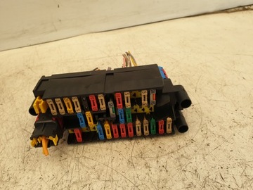 Коробка предохранителей peugeot partner 1.9d 02r фото №1