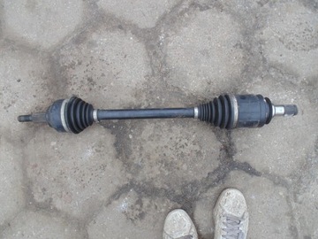 Піввісь jeep grand cherokee wk2 p68193667aa фото №1