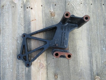 Лапи двигателя vw sharan i 1.9 tdi 7m0199308b фото №1