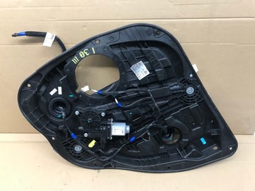 Hyundai i30 iii fastback підйомник вікна праві зад фото №1