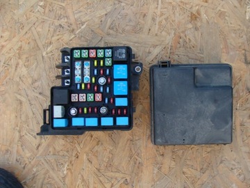 Hyundai i30 07-12 1.6 коробка предохранителей фото №1