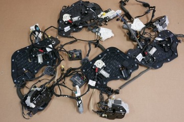 Audi a8 d4 натягувачі двері доводчик фото №1