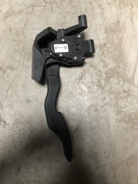 Opel meriva a 1.7 педаль газу 93335443 da фото №1