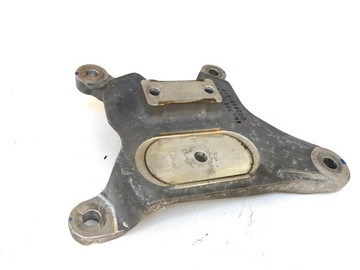 Поддержка коробки 4n0399118g audi a8 d5 4n фото №1